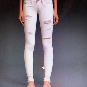 hollister ripped skinny jeans